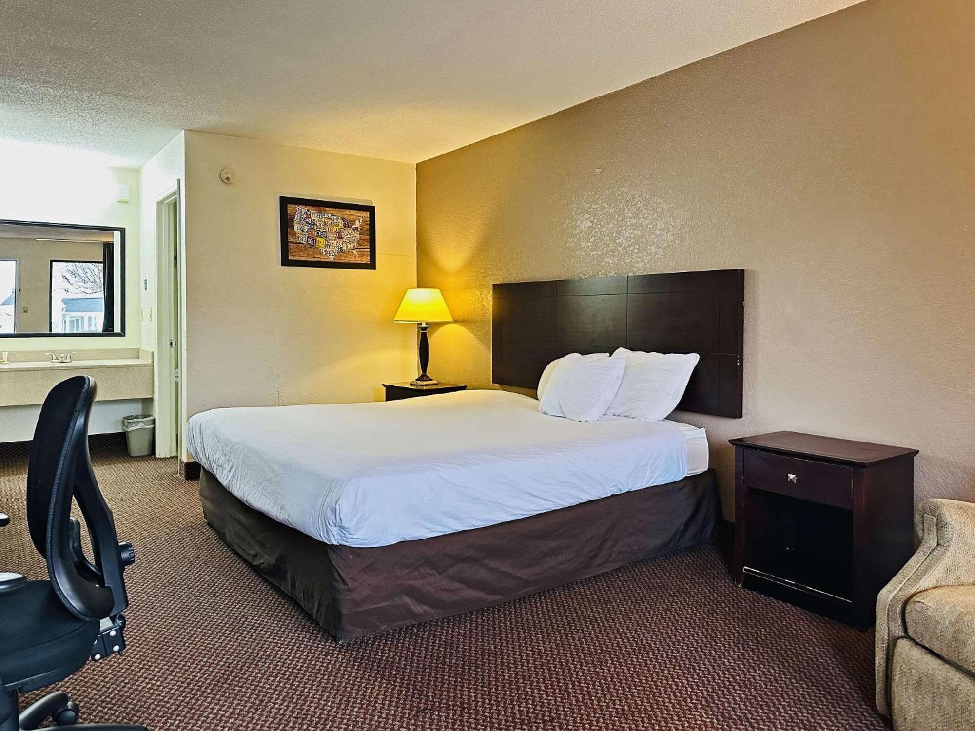 Econo Lodge แคนนาโปลิส ภายนอก รูปภาพ