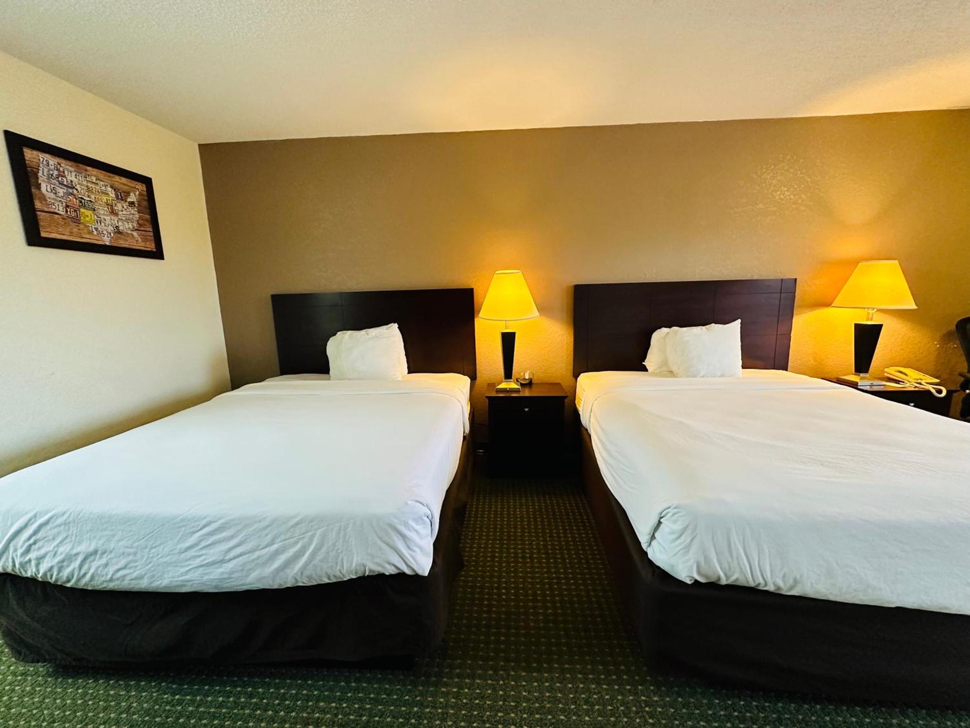 Econo Lodge แคนนาโปลิส ภายนอก รูปภาพ