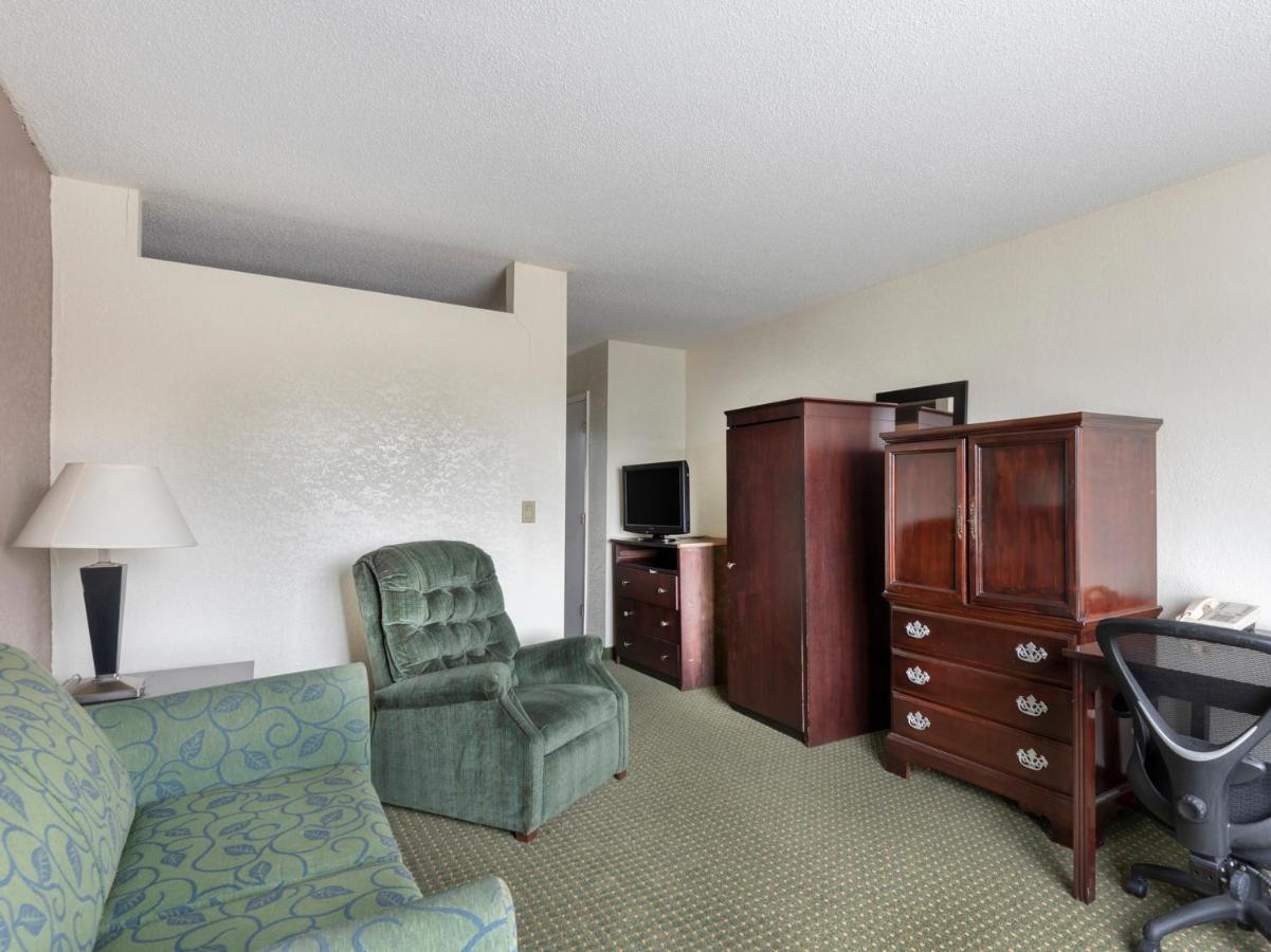 Econo Lodge แคนนาโปลิส ภายนอก รูปภาพ